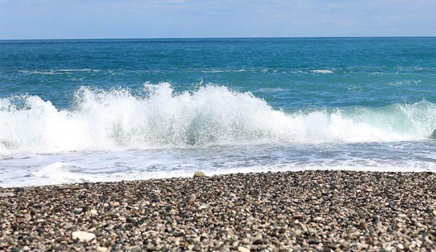 Кобулети — спокойный пляжный курорт Грузии на Чёрном море